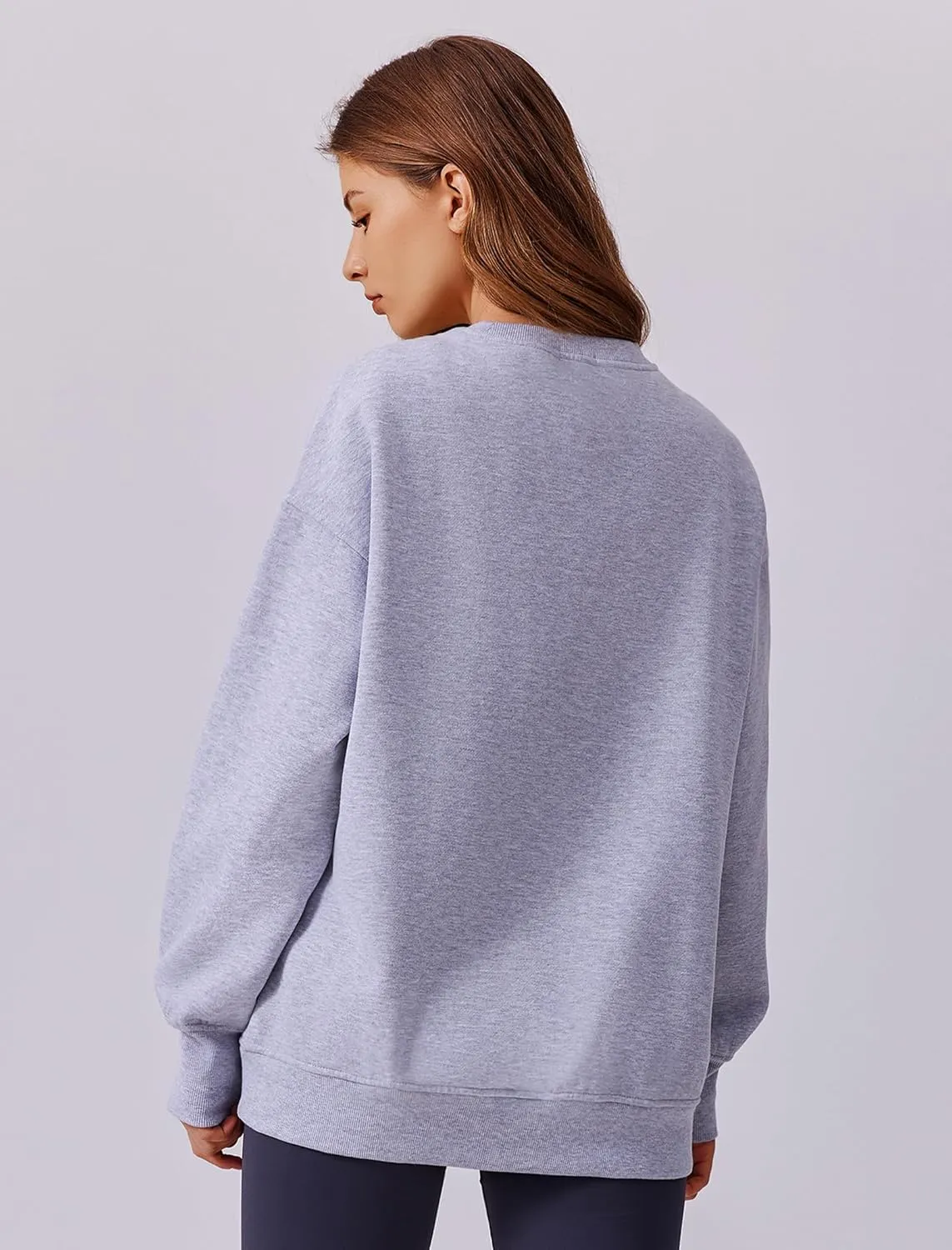 PINSPARK Womens Sweatshirt Crewneck Fleece Pullover Tops Oversized Sweat Shirts with Thumbholes Pockets 2025 Fall Outfits