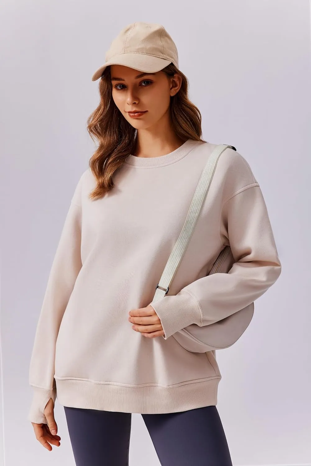 PINSPARK Womens Sweatshirt Crewneck Fleece Pullover Tops Oversized Sweat Shirts with Thumbholes Pockets 2025 Fall Outfits