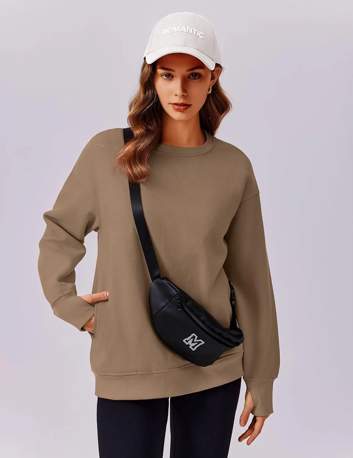 PINSPARK Womens Sweatshirt Crewneck Fleece Pullover Tops Oversized Sweat Shirts with Thumbholes Pockets 2025 Fall Outfits
