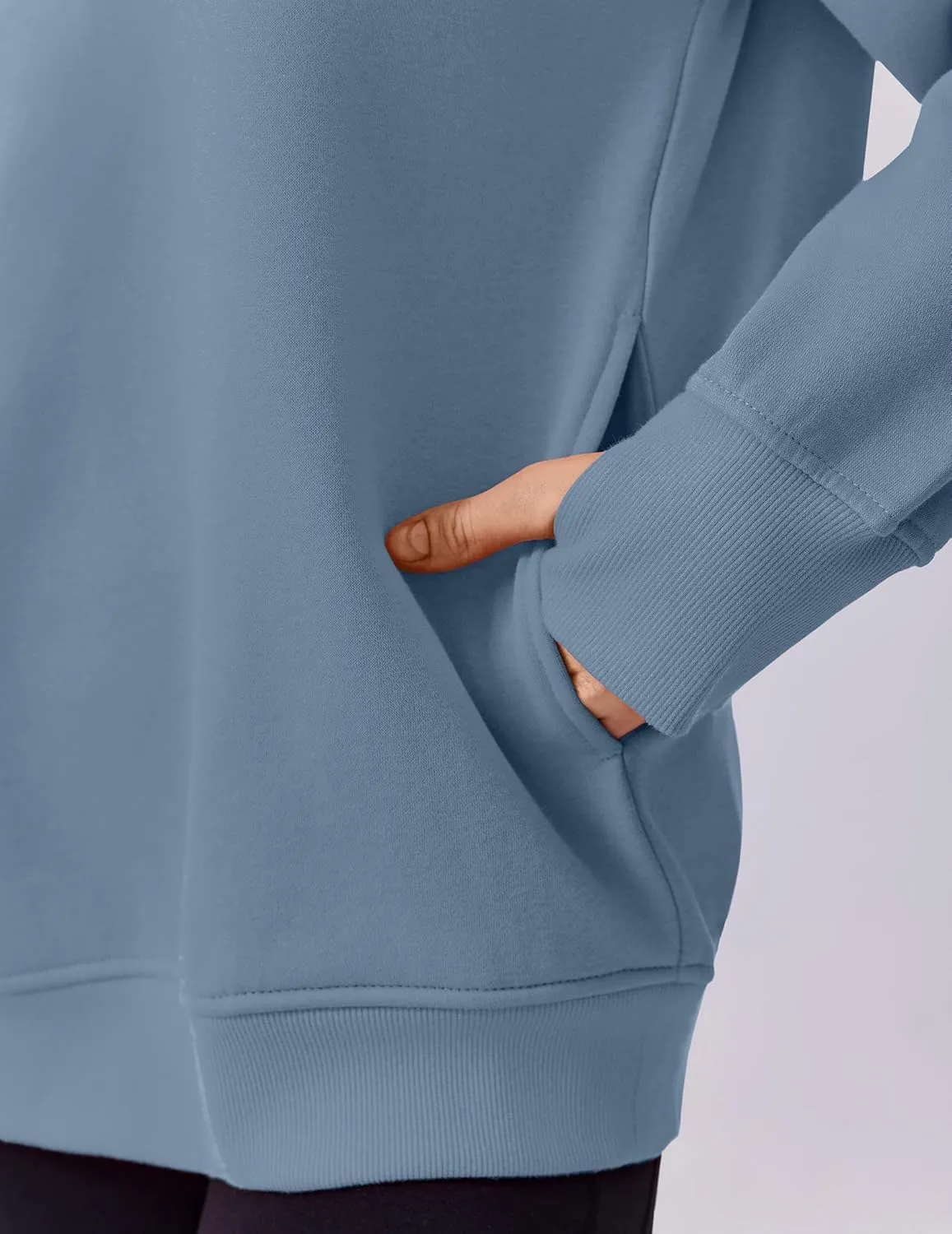 PINSPARK Womens Sweatshirt Crewneck Fleece Pullover Tops Oversized Sweat Shirts with Thumbholes Pockets 2025 Fall Outfits