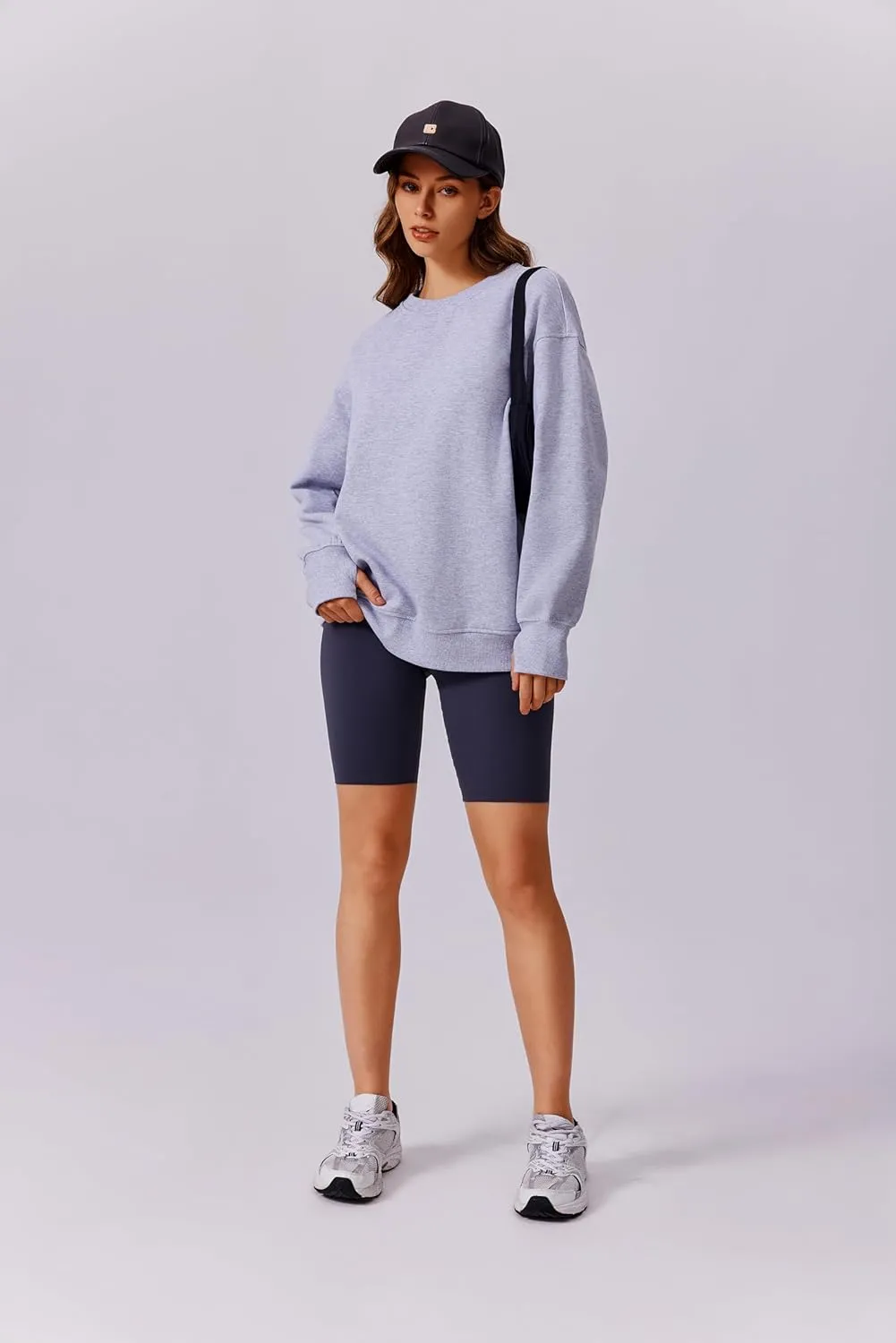 PINSPARK Womens Sweatshirt Crewneck Fleece Pullover Tops Oversized Sweat Shirts with Thumbholes Pockets 2025 Fall Outfits