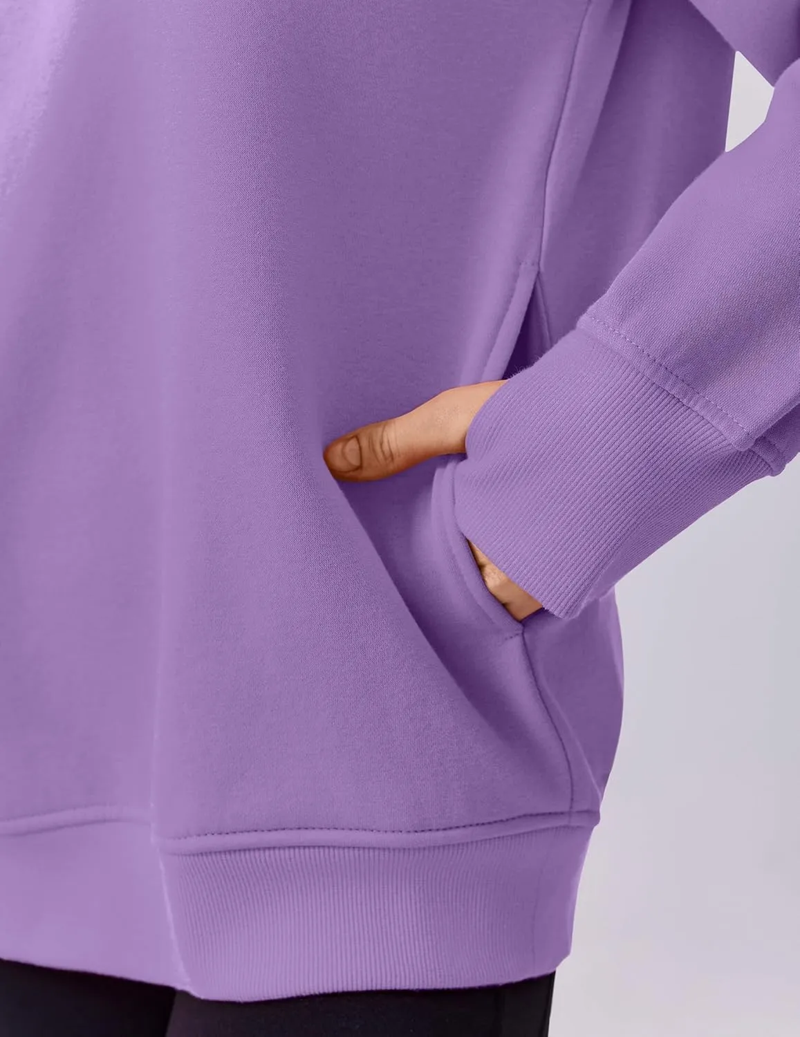 PINSPARK Womens Sweatshirt Crewneck Fleece Pullover Tops Oversized Sweat Shirts with Thumbholes Pockets 2025 Fall Outfits
