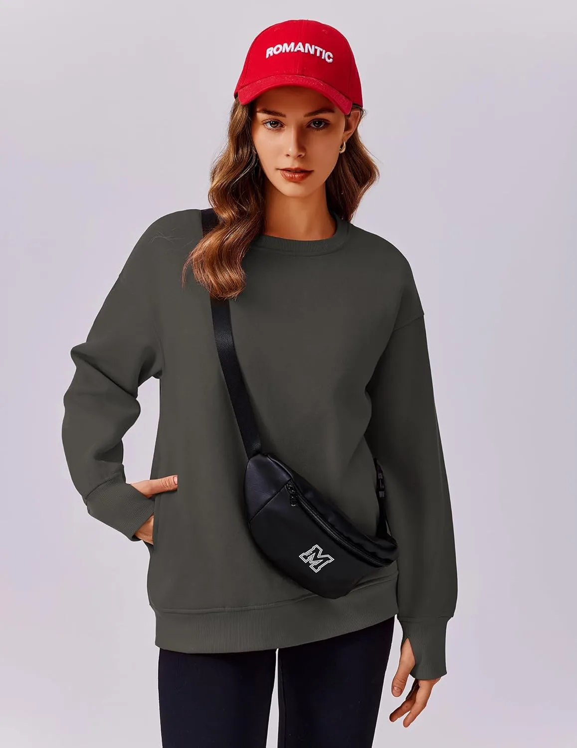 PINSPARK Womens Sweatshirt Crewneck Fleece Pullover Tops Oversized Sweat Shirts with Thumbholes Pockets 2025 Fall Outfits