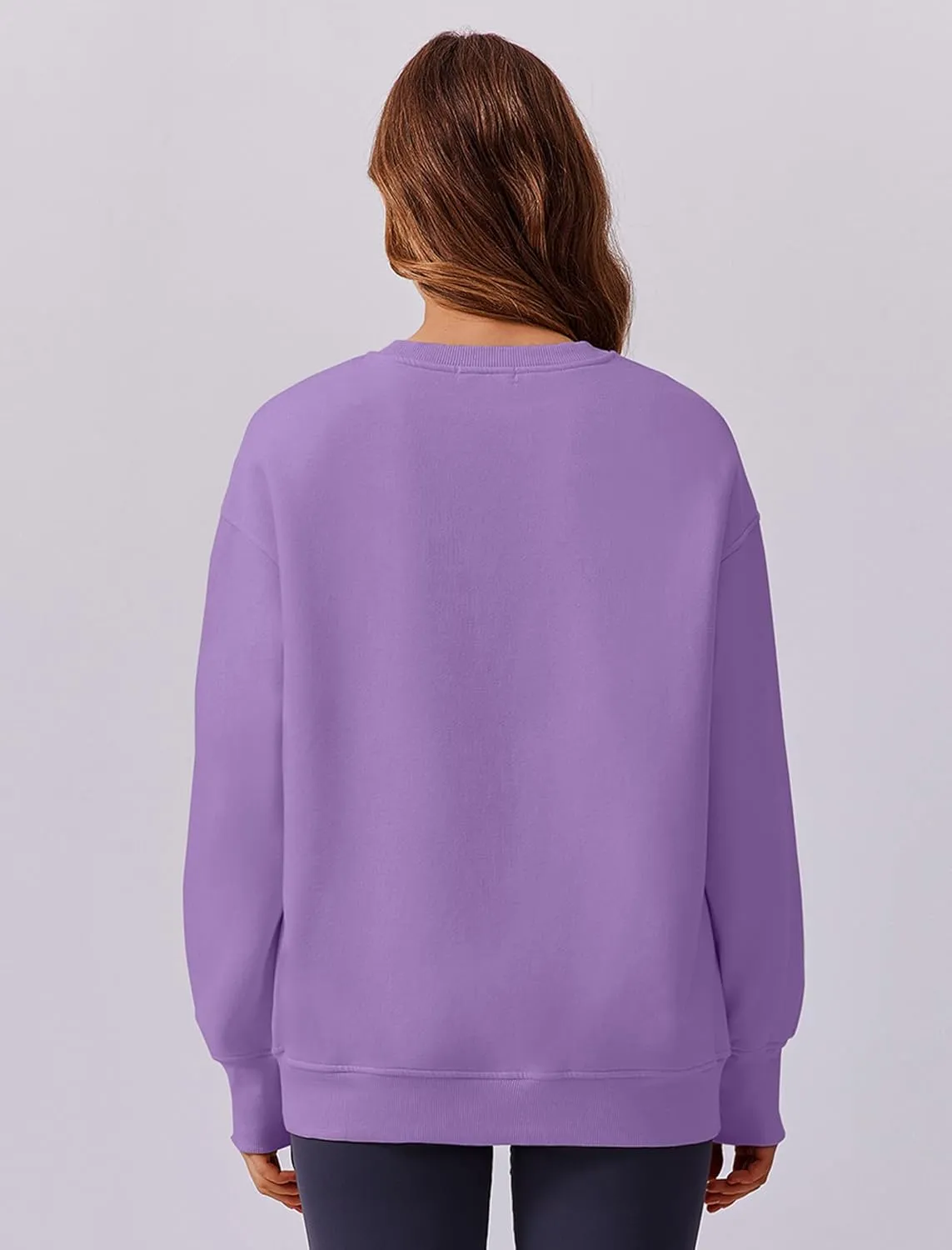 PINSPARK Womens Sweatshirt Crewneck Fleece Pullover Tops Oversized Sweat Shirts with Thumbholes Pockets 2025 Fall Outfits