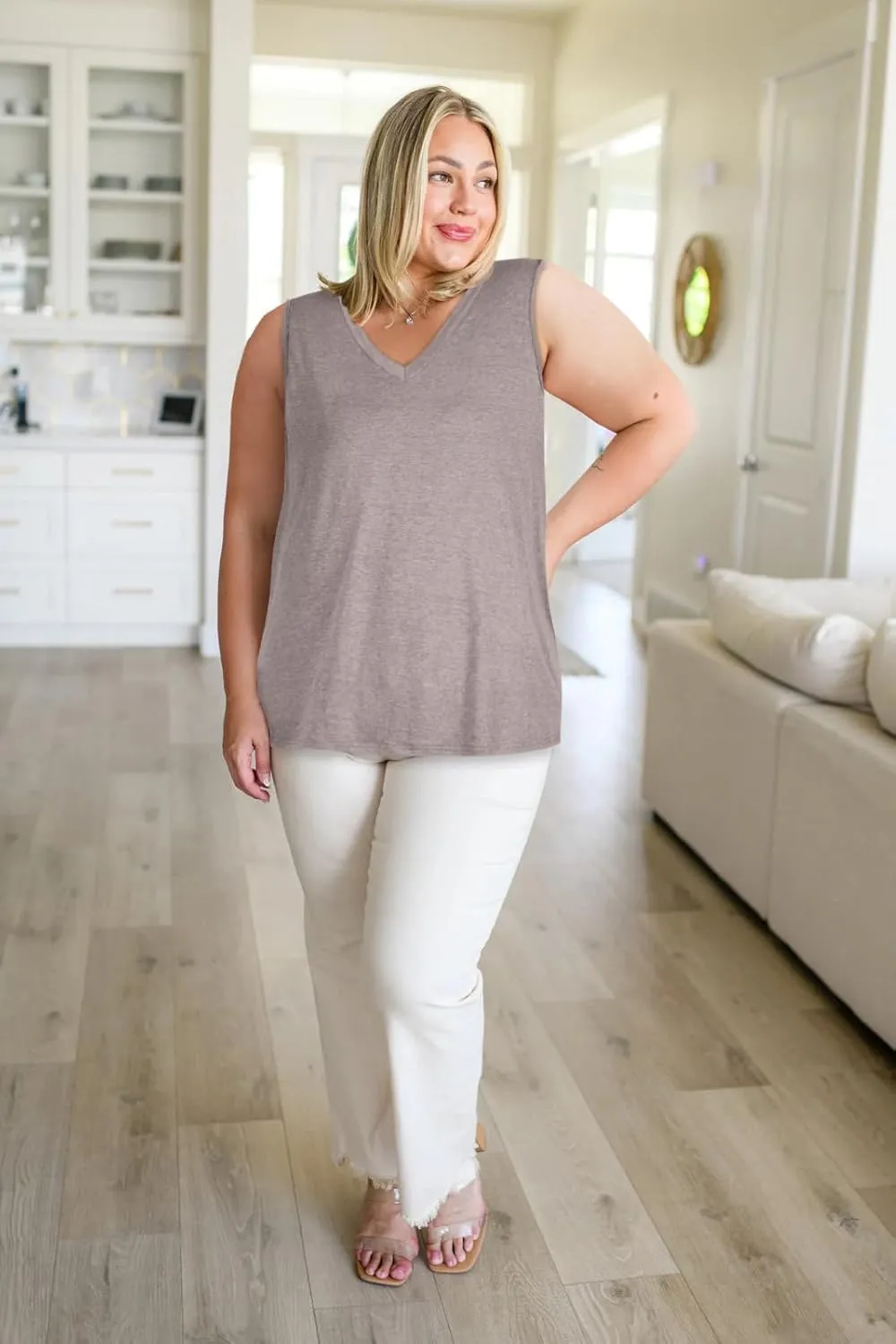 Plus Size Tanks Women Summer Top V Neck Sleeveless Top Loose Fit Tee Workout Shirts