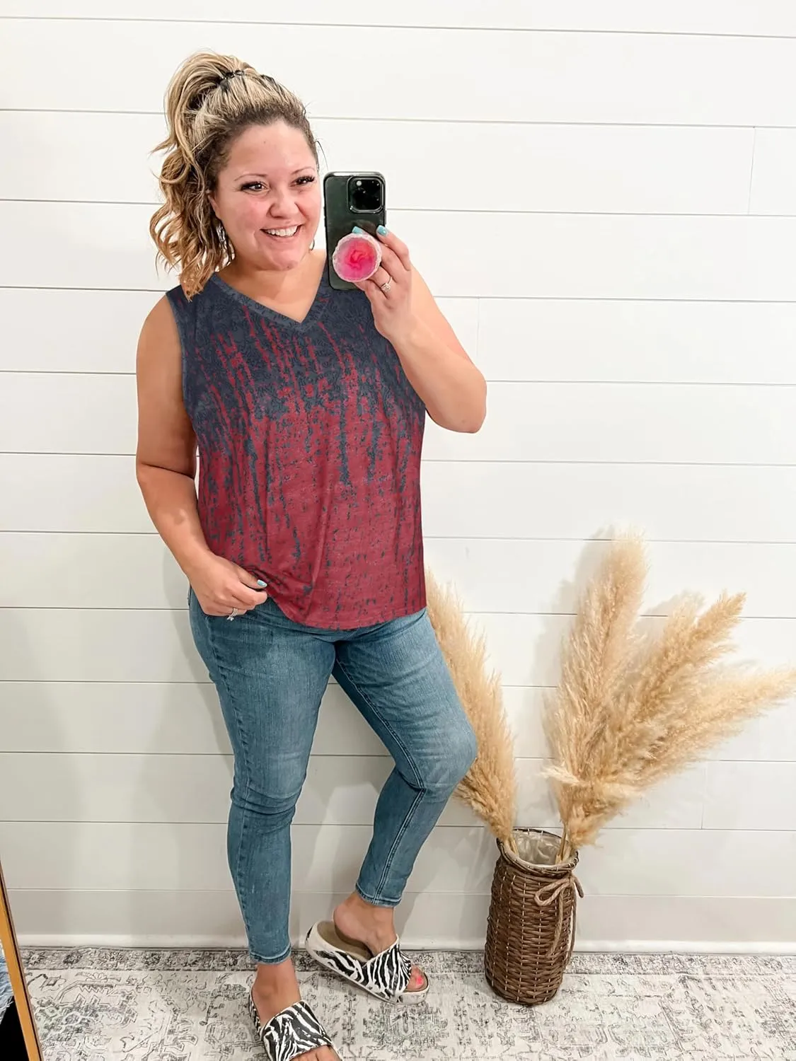 Plus Size Tanks Women Summer Top V Neck Sleeveless Top Loose Fit Tee Workout Shirts