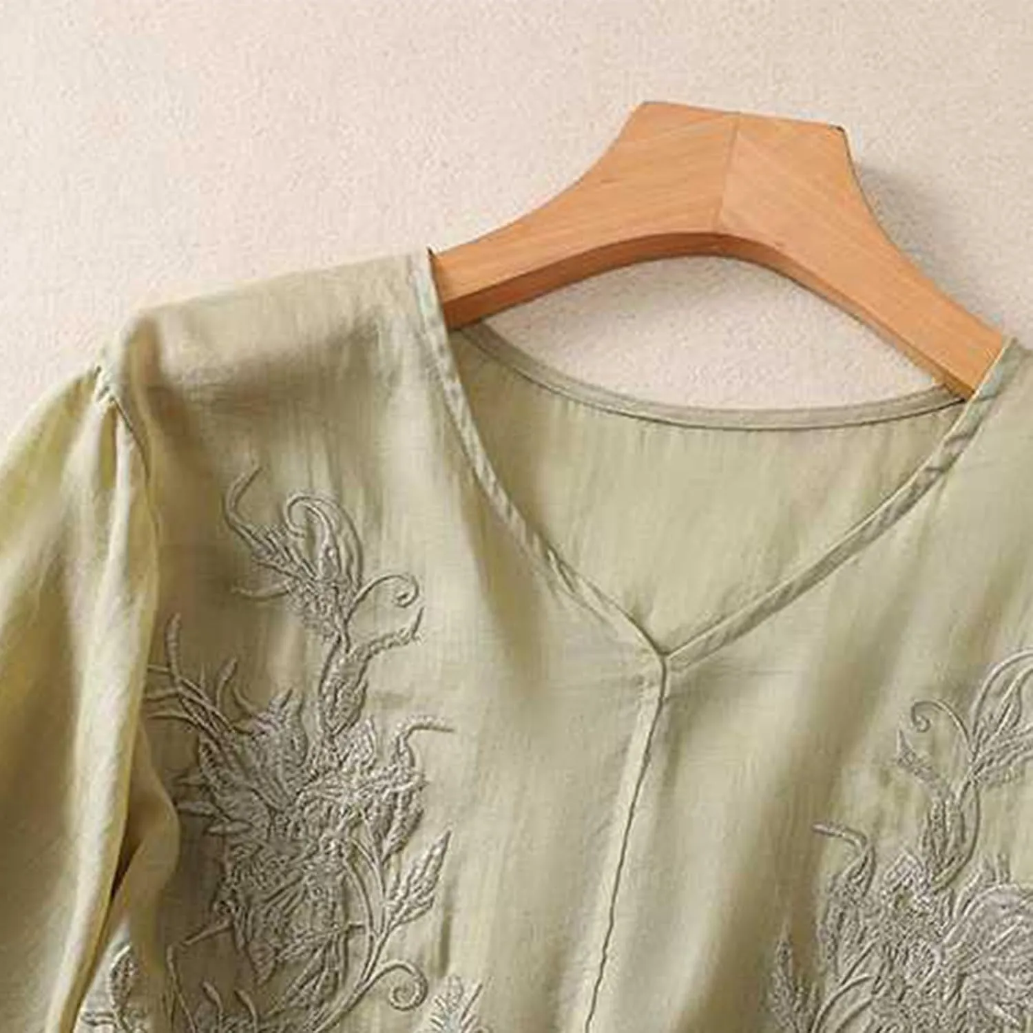 Women's Summer 3/4 Sleeve Cotton Linen Tops Vintage Mexican Embroidered Shirts Casual V Neck Boho Blouse Oversized